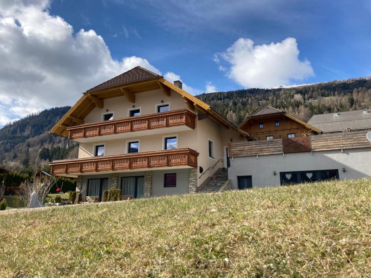 Haus Nohra Acomodação com café da manhã Sankt Michael im Lungau Exterior foto
